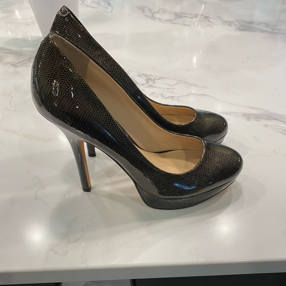 Joan & David Black and Gold Patent Flipp Heel
